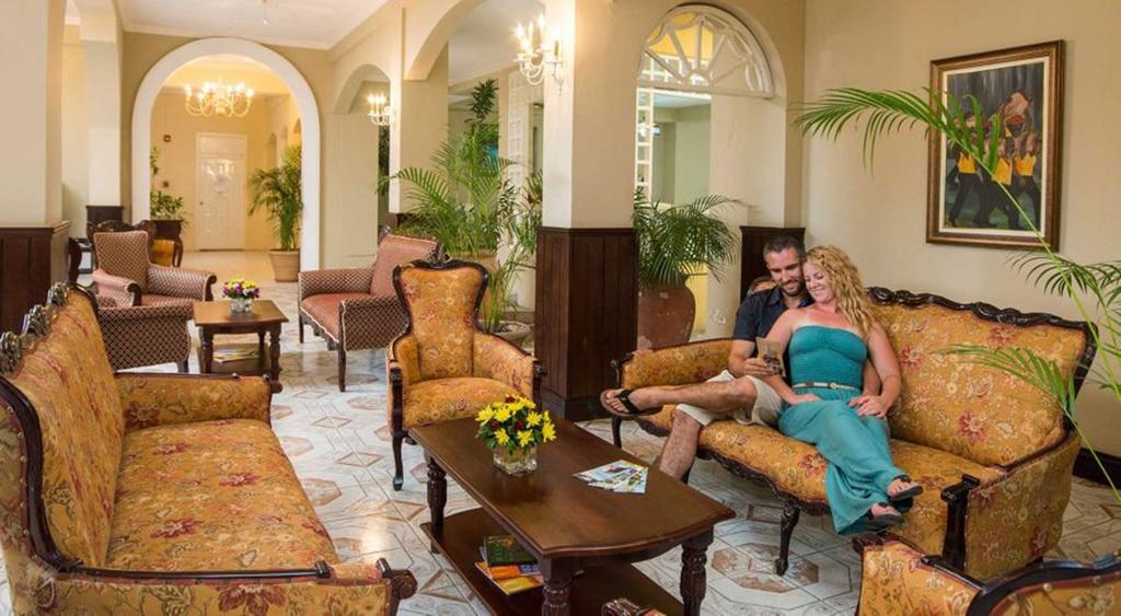 Seagarden Beach Resort Montego Bay Exterior photo